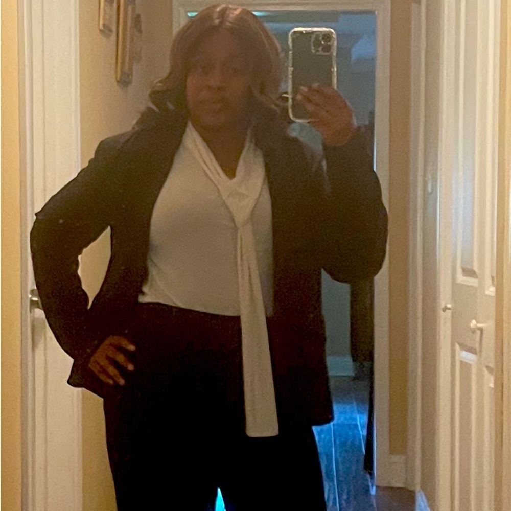 Meet your Posher, Alisa